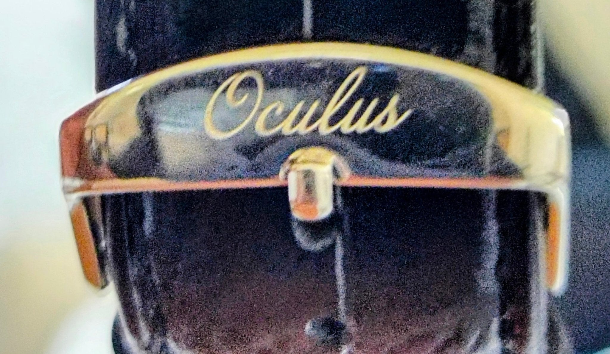 Oculus Watch by UBU Expression Unlimited - UBU Expression Unlimited