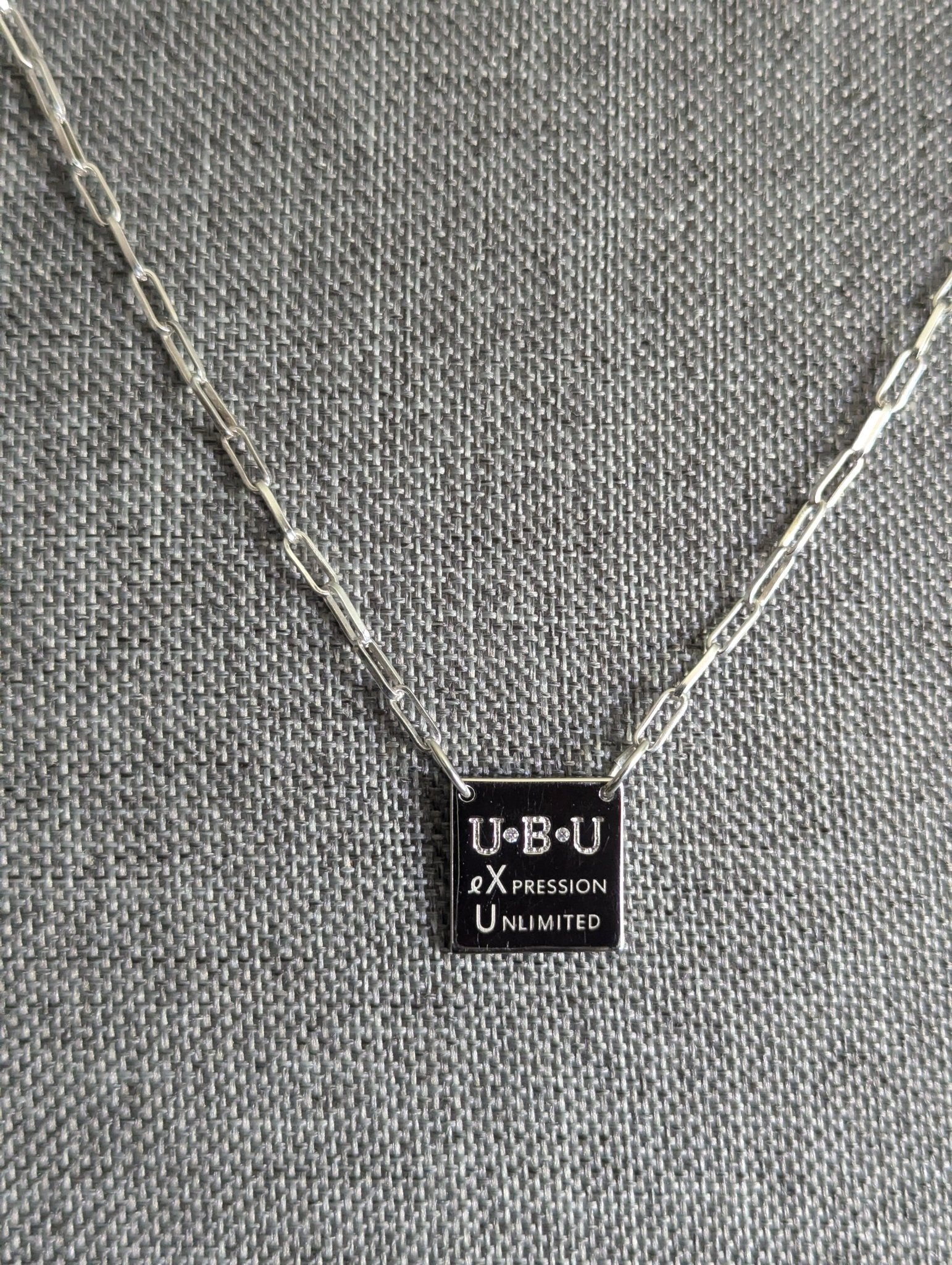 UBU Expression Unlimited .925 sterling silver pendant and chain - UBU Expression Unlimited